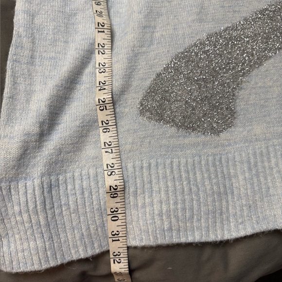 Lauren Conrad polar bear with metallic scarf sweater, 1X. - Picture 7 of 7